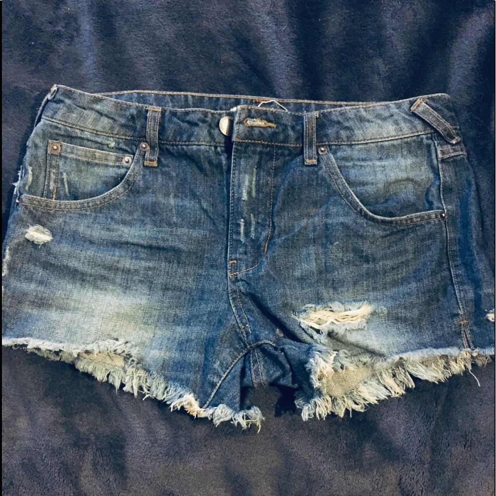 Distressed jean shorts